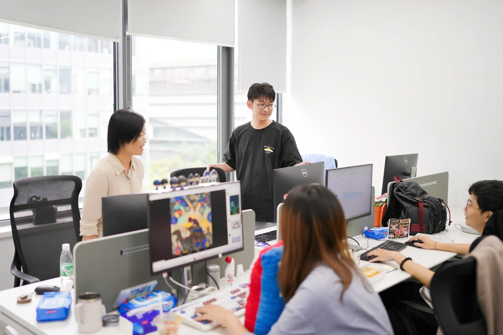 Cũng trong năm 2023, hai văn phòng nước ngoài tiếp theo của VNG là VNGGames ShangHai Studio được khai trương vào ngày 28/7/2023, với sự đồng hành của 20 Starter…